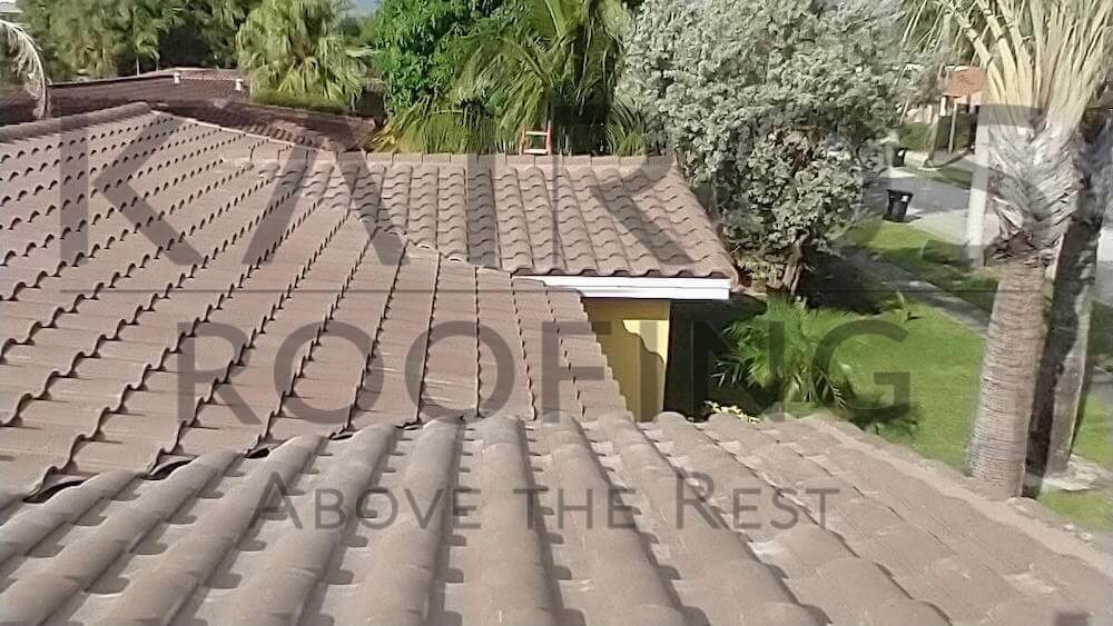 coral springs home with concrete roofing tiles