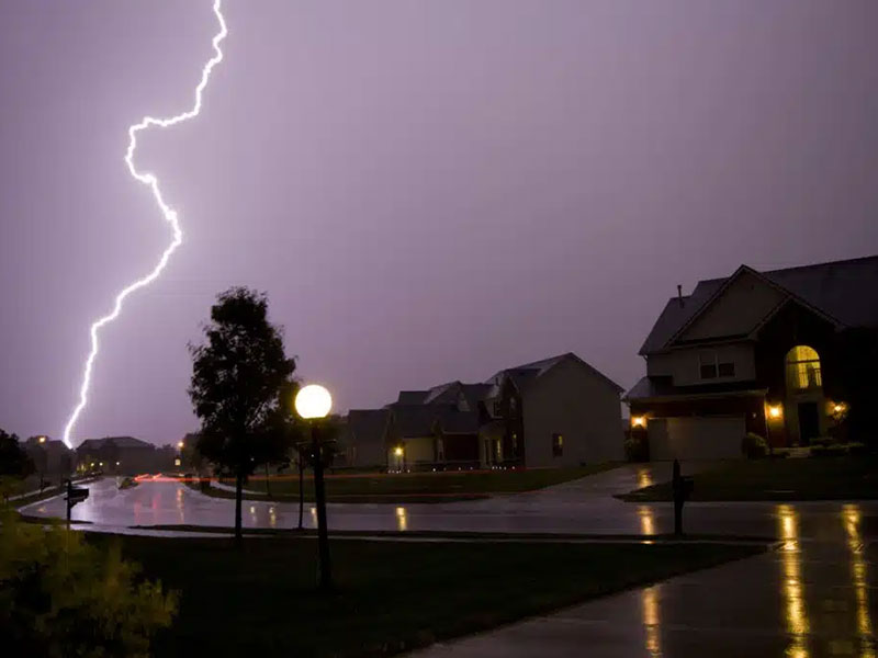 Featured image for “Use These Tips to Avoid Storm Damage to Your Roof This Summer”