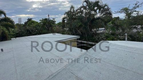 miami-residential-home-flat-roof